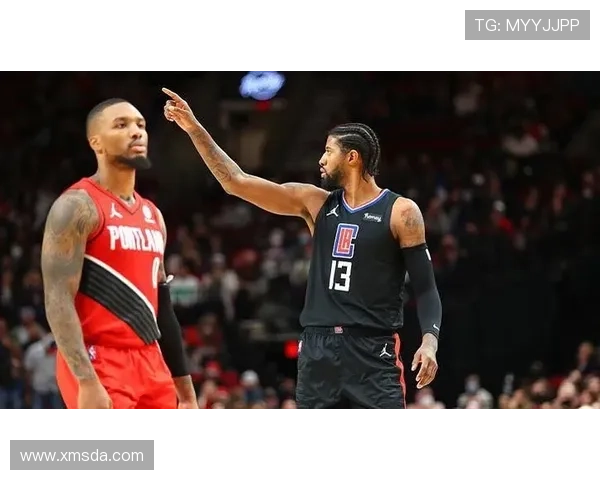 鲍威尔强调球队应在比赛开局展现实力而非仅在最后阶段发力